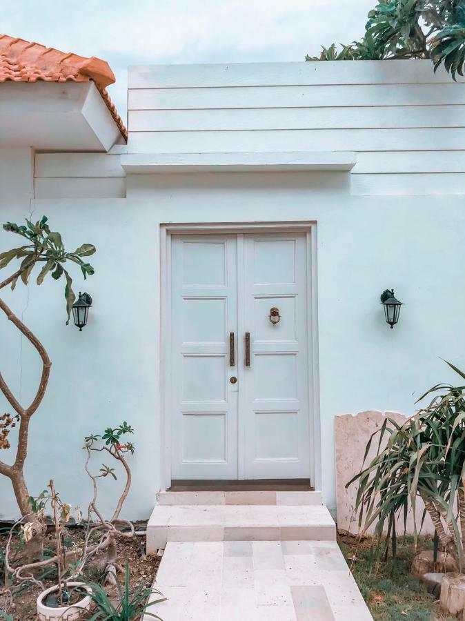 Villa Hikari Bali Семиньяк Экстерьер фото